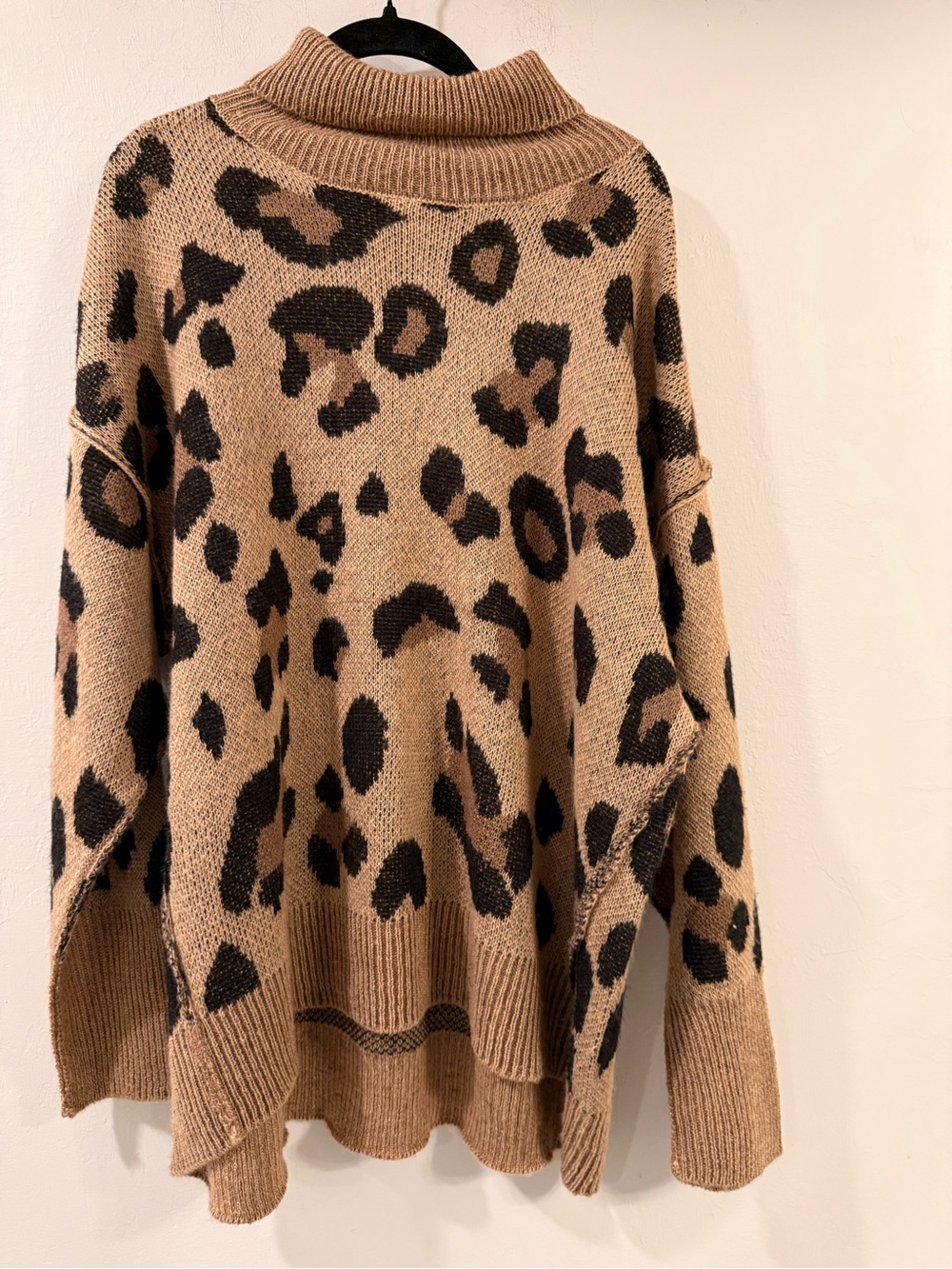 Motherhood Maternity XL NWT Leopard Print Turtleneck Sweater Oversized Tunic